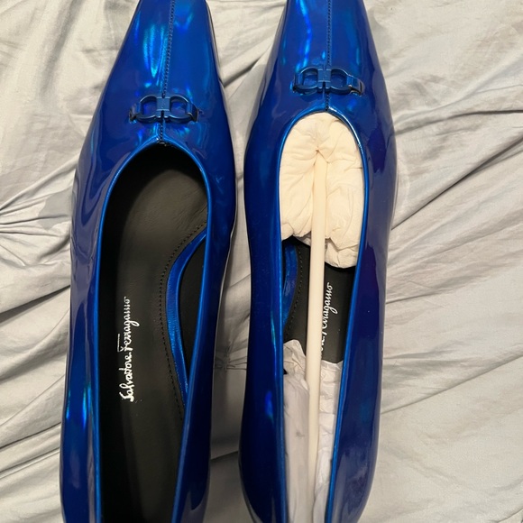 Brand new never worn Salvatore Ferragamo shoes - Picture 3 of 5